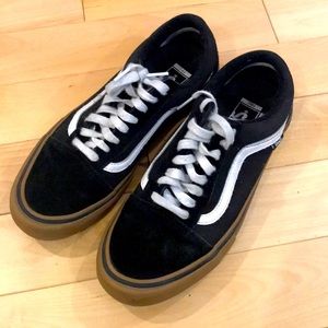 Vans Old School Ultra Cush Pro size 9.5